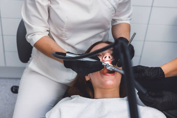 Best Emergency Dental Extractions in Leesburg, FL